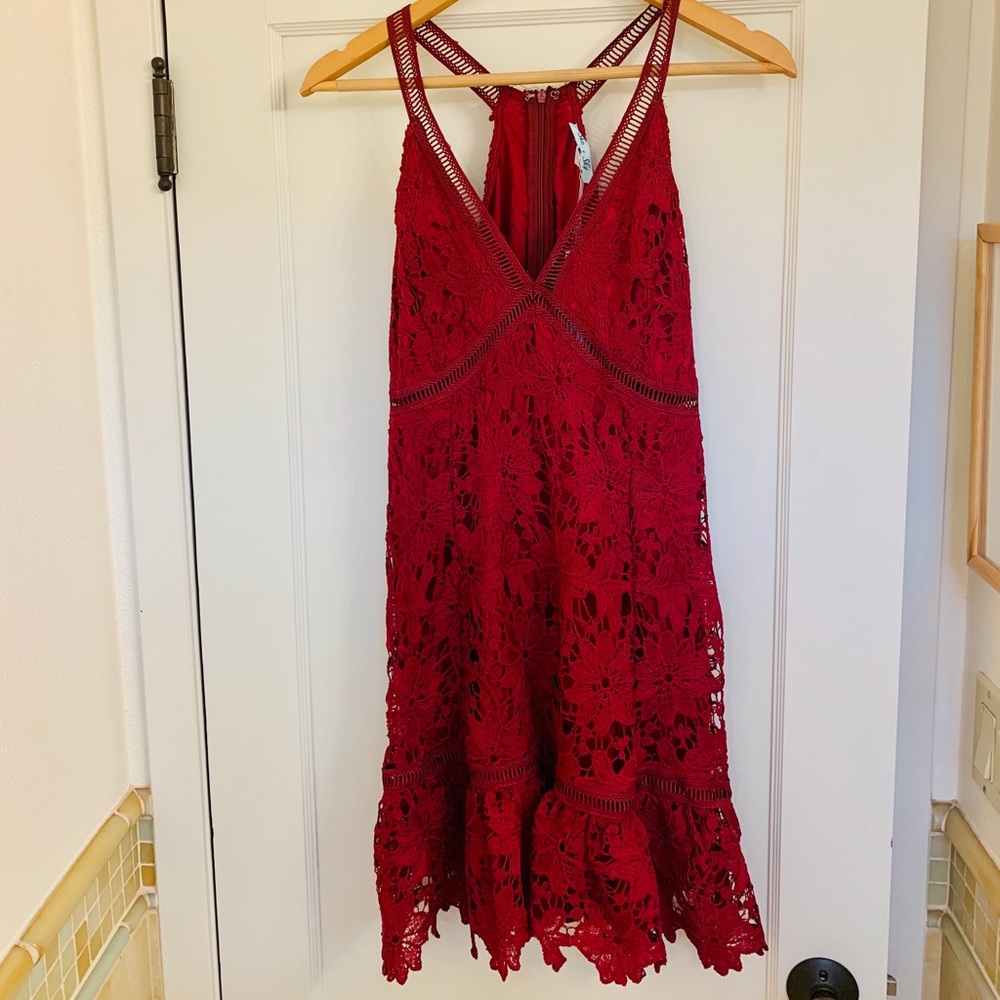 NWT Women’s. Burgundy lace dress